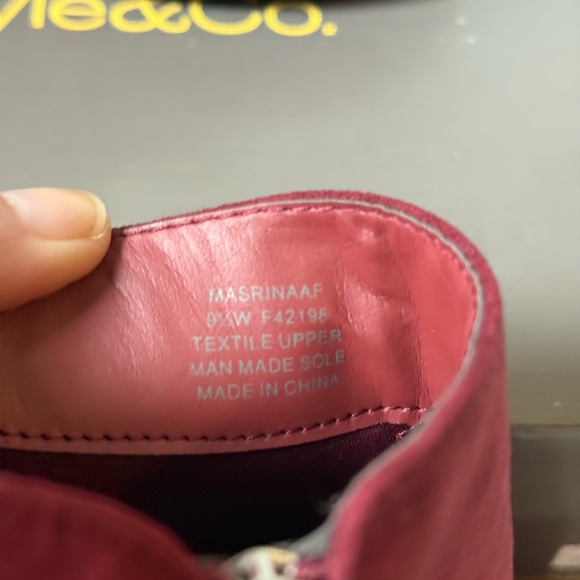 NEW Style & Co. Women's Red Scarlet Microsuede Masrinaa Ankle Boots 9.5W - Picture 3 of 11